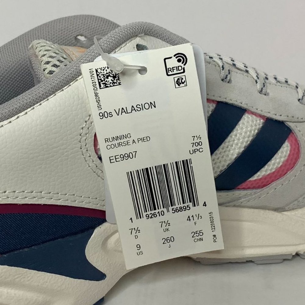 NEW! Adidas Women's 90s Valasion Shoes - Picture 5 of 7